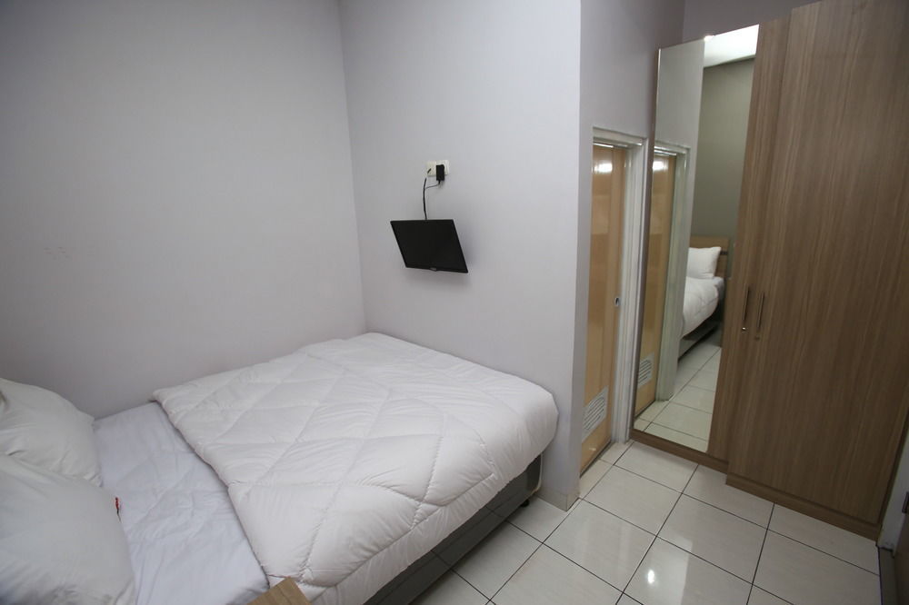 Reddoorz @ Karet Pedurenan 2 Jakarta Luaran gambar